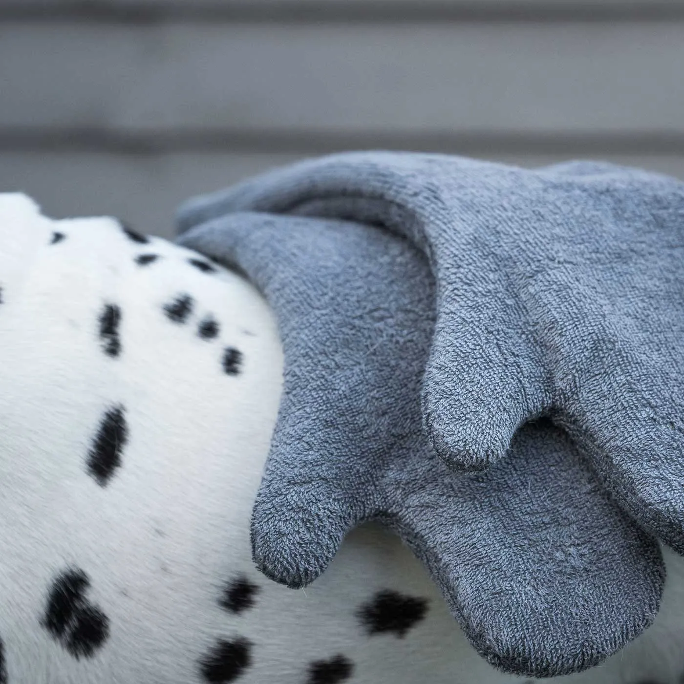 Bamboo Drying Mitts in Gun Metal by Lords & Labradors