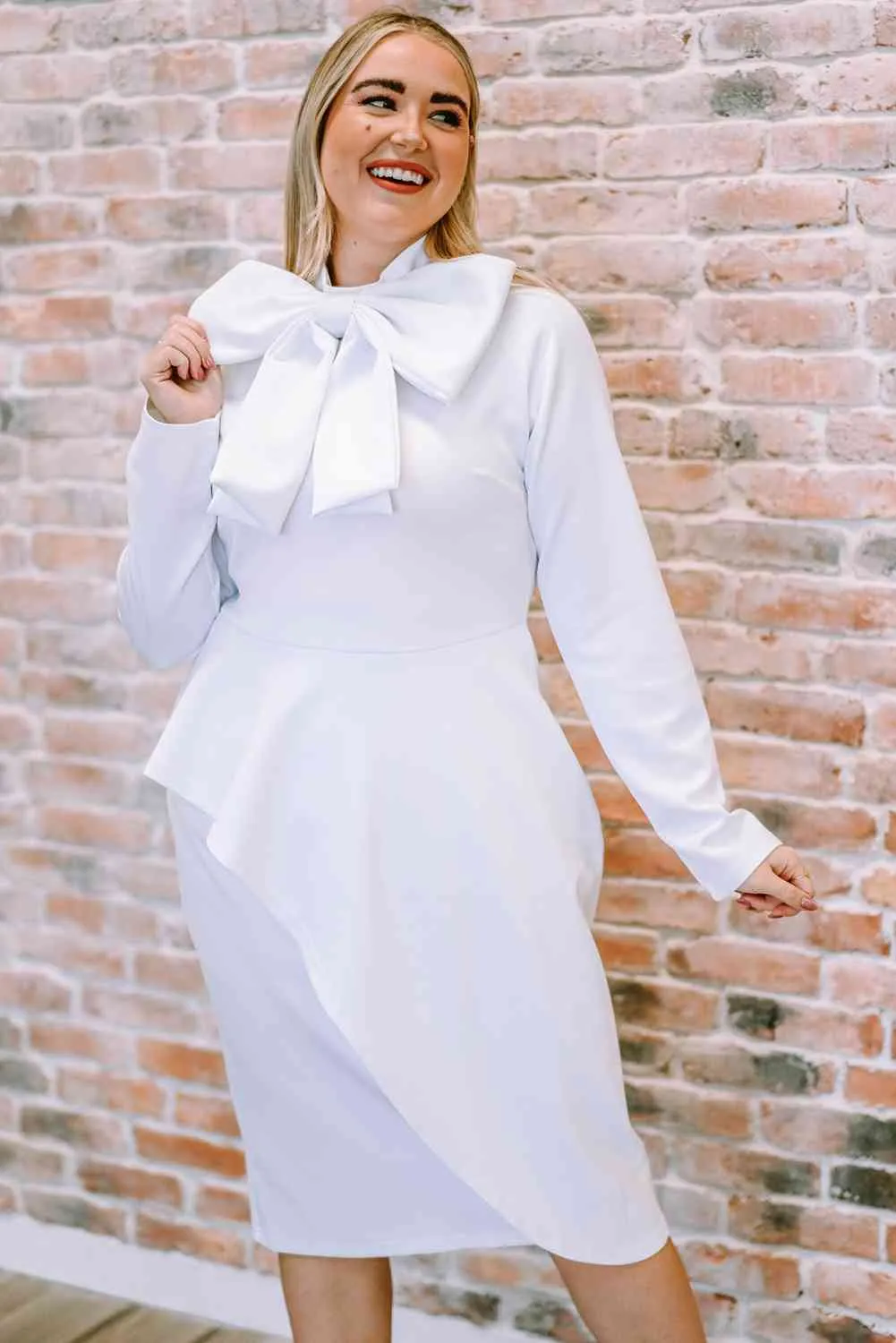 Bow Detail Long Sleeve Dress