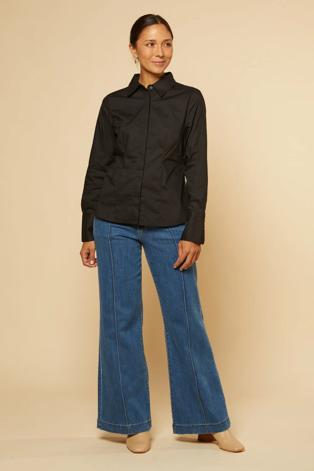 Brinley Poplin Stretch Shirt in Black