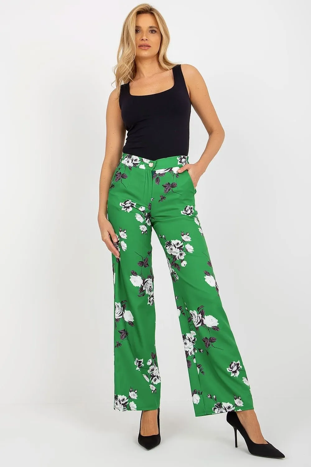 Chic High-Rise Wide Leg Trousers - Lakerta by Women's Wear