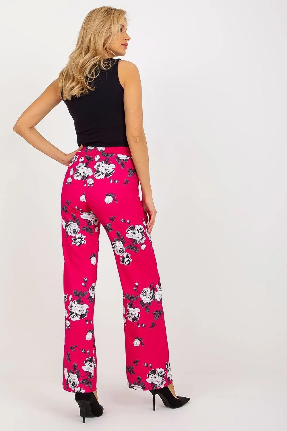 Chic High-Rise Wide Leg Trousers - Lakerta by Women's Wear