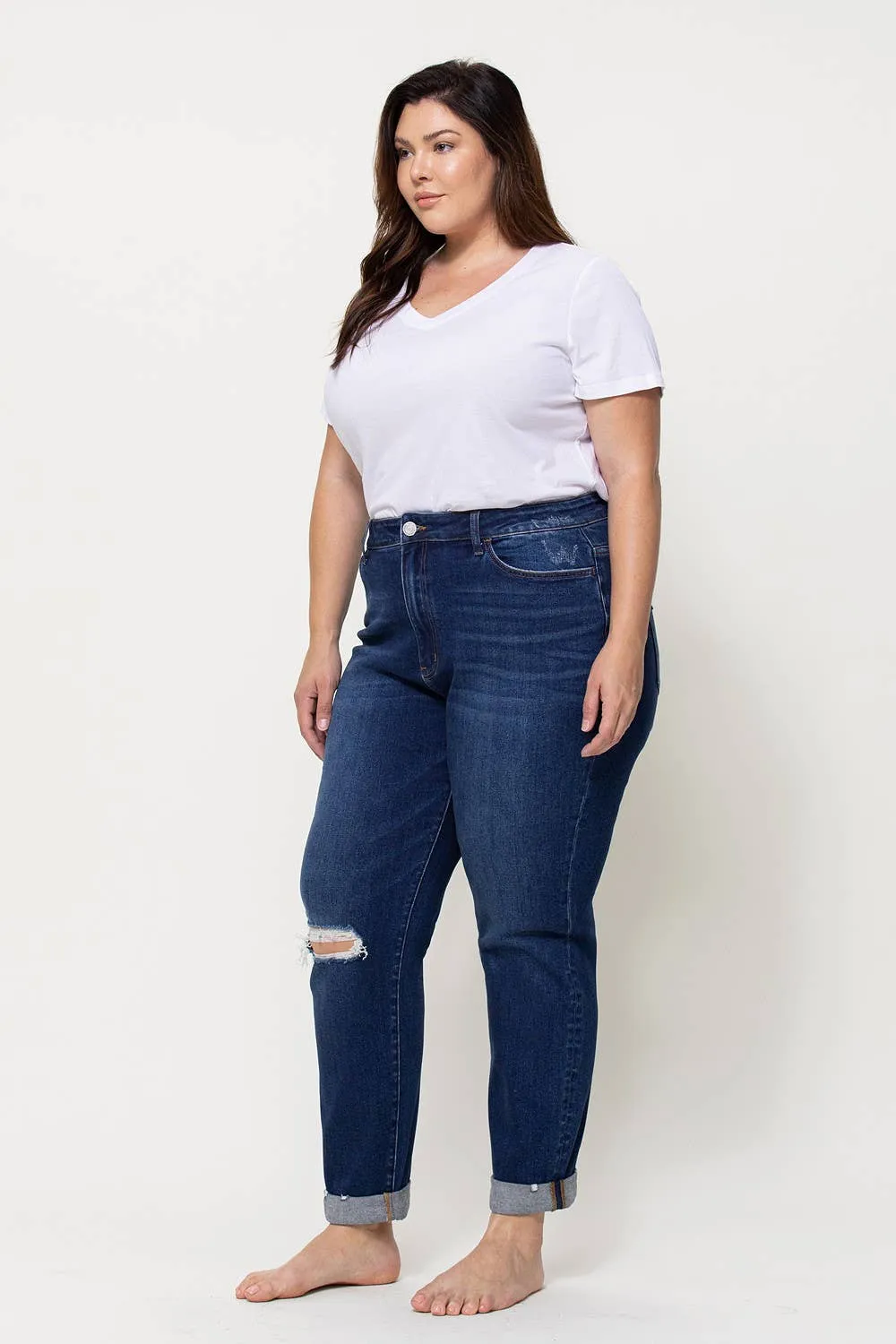 Distressed Relaxed Mom Jean - VOLUME