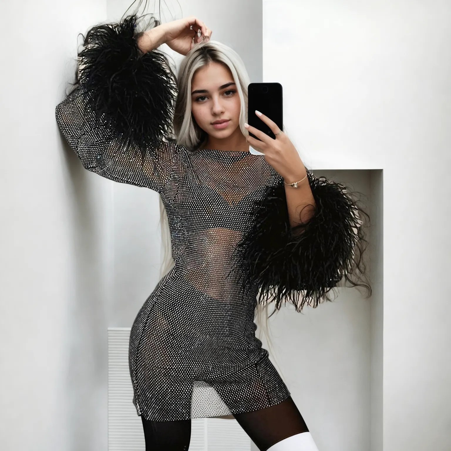 Trendy Autumn: Glittering Mesh Dress with Furry Thin Detail