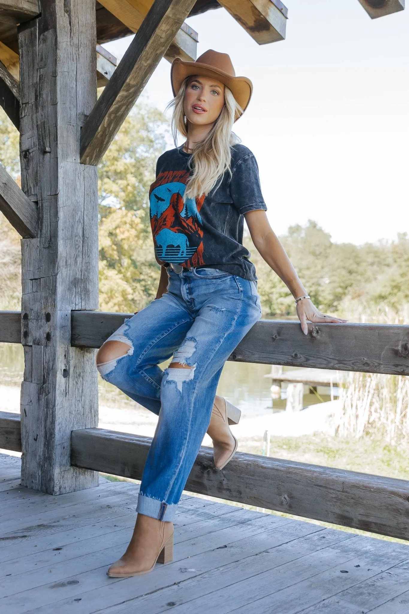 Vintage Charcoal Montana Graphic T-Shirt - FINAL SALE